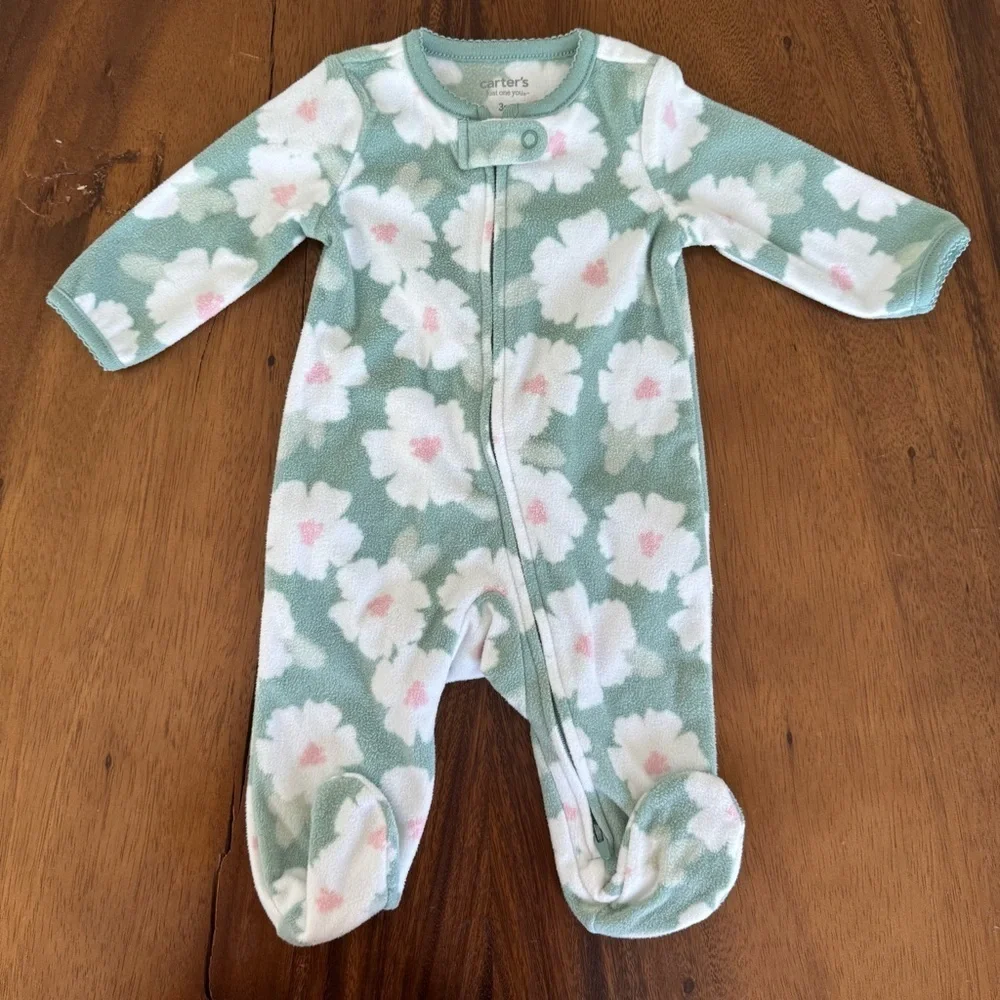 Carter’s Floral Green and White Baby Girl Footed One Piece Fleece Pajama size 3M